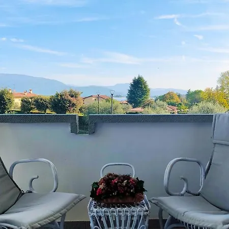 Apartment Jessica Con Piscina Privata Manerba del Garda